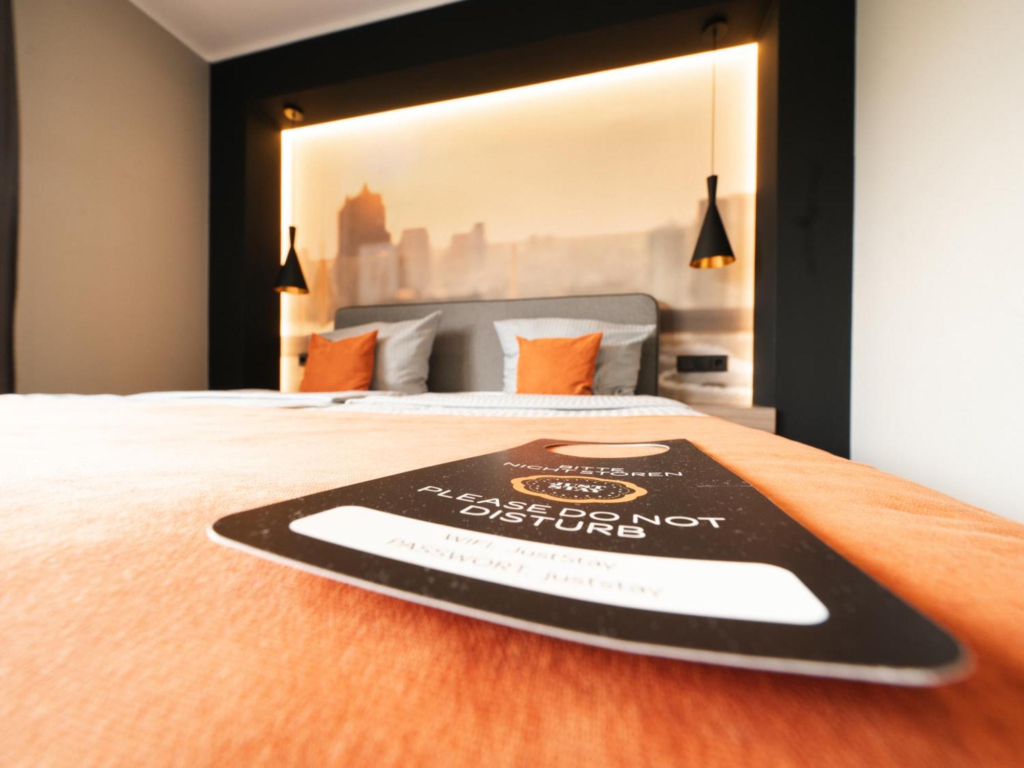 Juststay Ratingen Hotel & Apartments Екстериор снимка