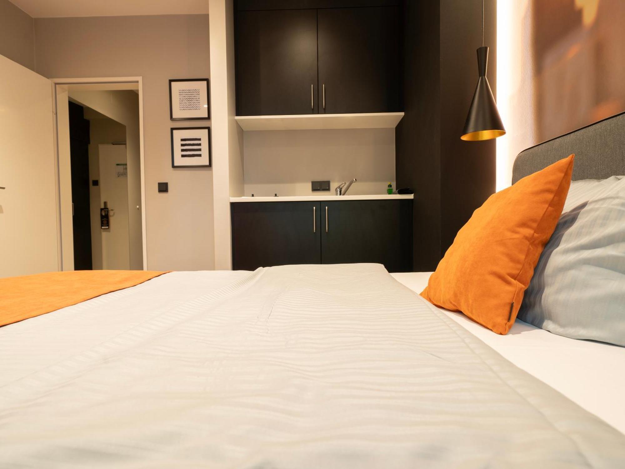 Juststay Ratingen Hotel & Apartments Екстериор снимка
