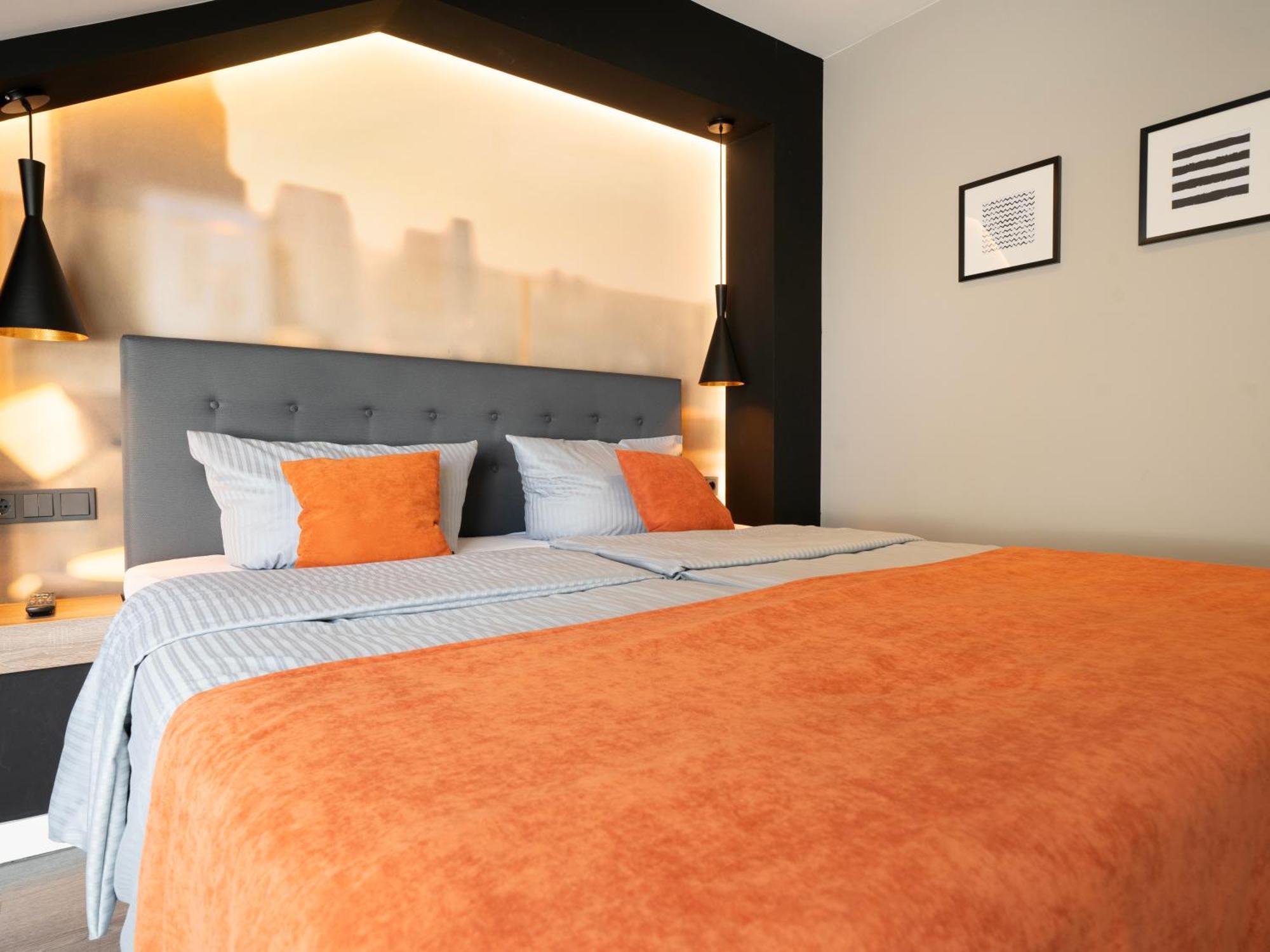 Juststay Ratingen Hotel & Apartments Екстериор снимка